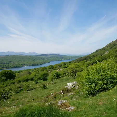 Karenwood Lakeside